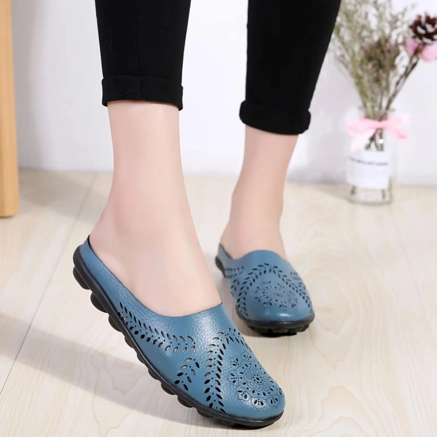 2024 Women's Hollowed Out Casual Fashion Flat Mules