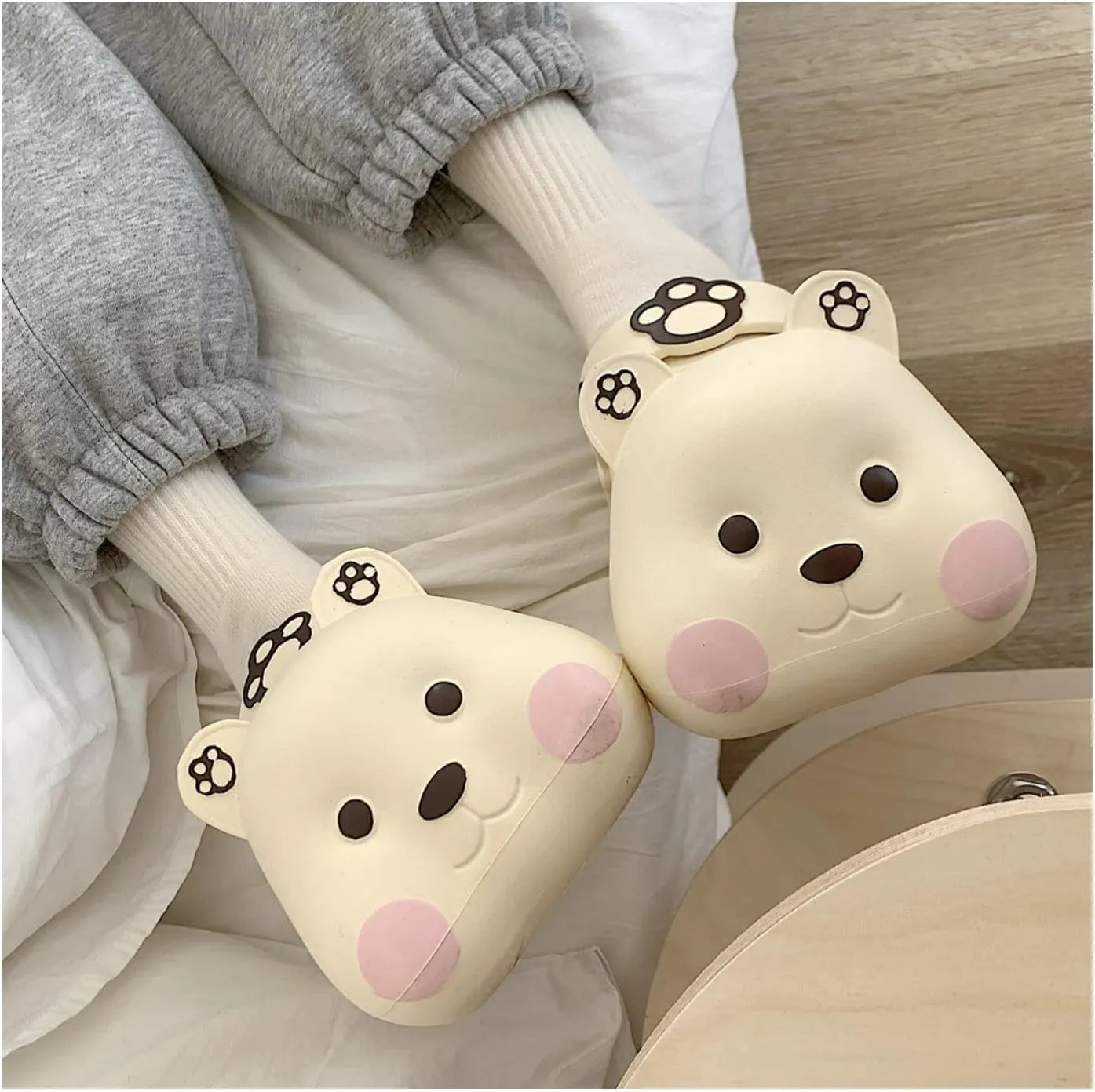 Aoakva Kawaii Slippers Kawaii Clogs Mules for Girls Women Cute Bear Summer Shower Slippers Non-Slip Beach Shoes EVA Soft Durable
