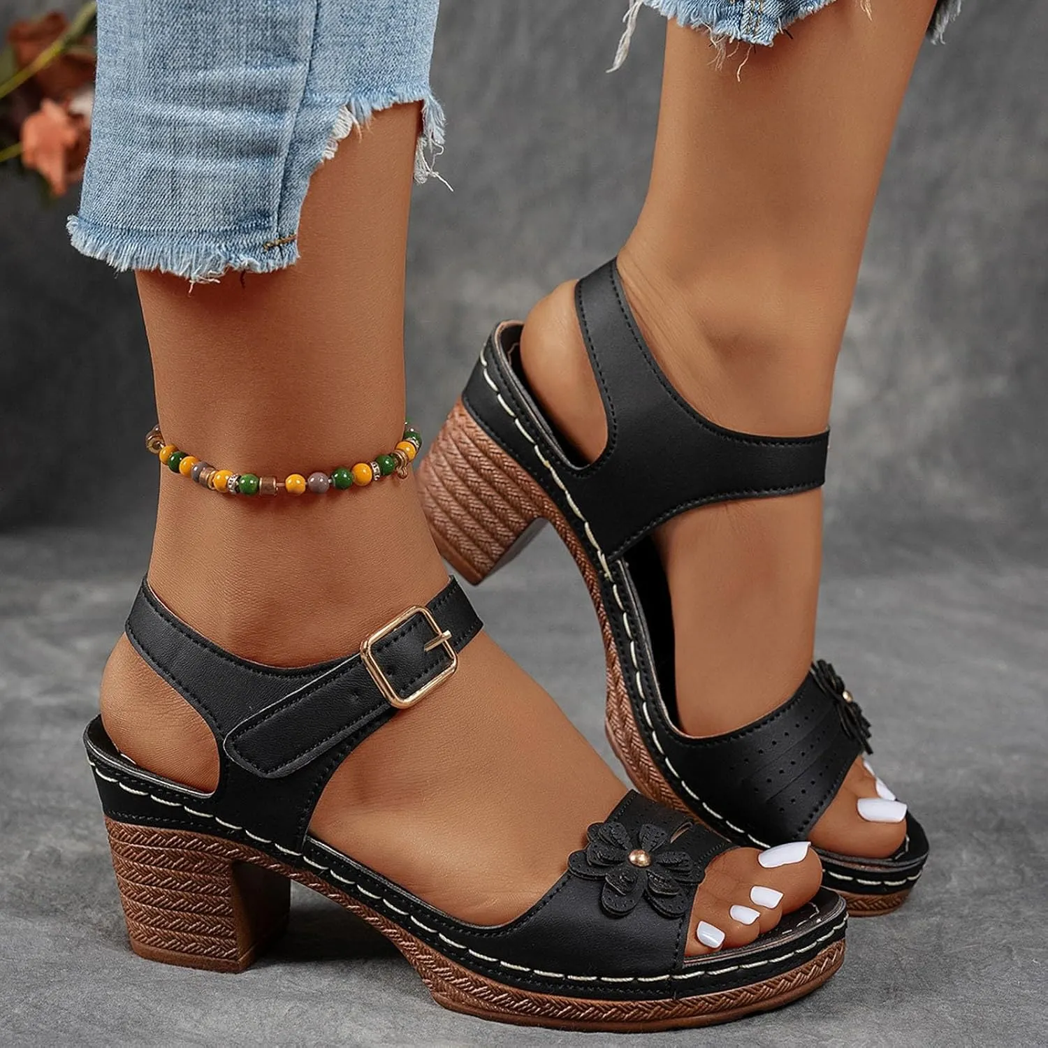 Chunky Heel Fish Mouth Women's Shoes Fashionable Casual Flower Hollow Outdoor Beach Sandals Women Hiking Wide