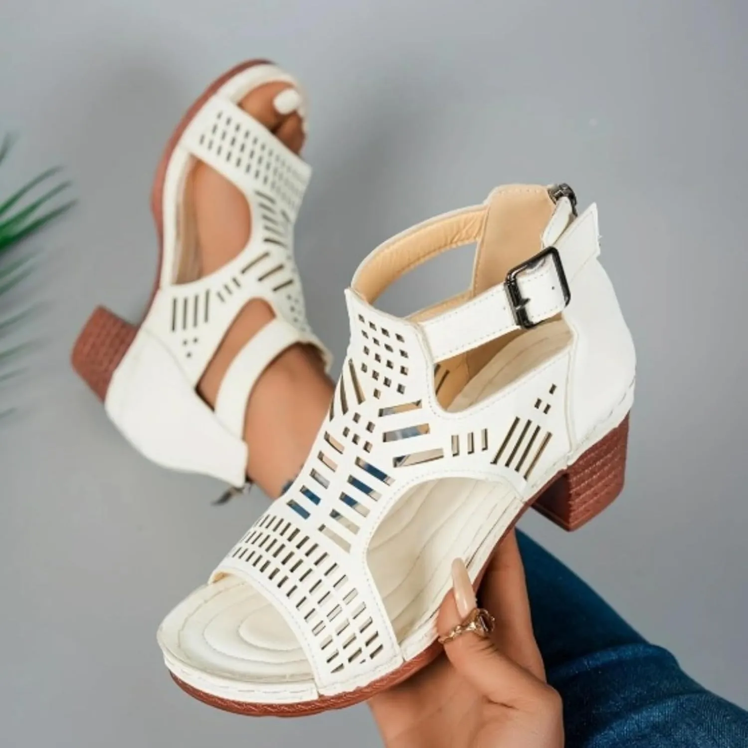 Chunky Heeled Sandals for Womens Bohemian Cutout Open Toe Ankle Strap Closed Back Summer Block Heeled Party Sandals Boots