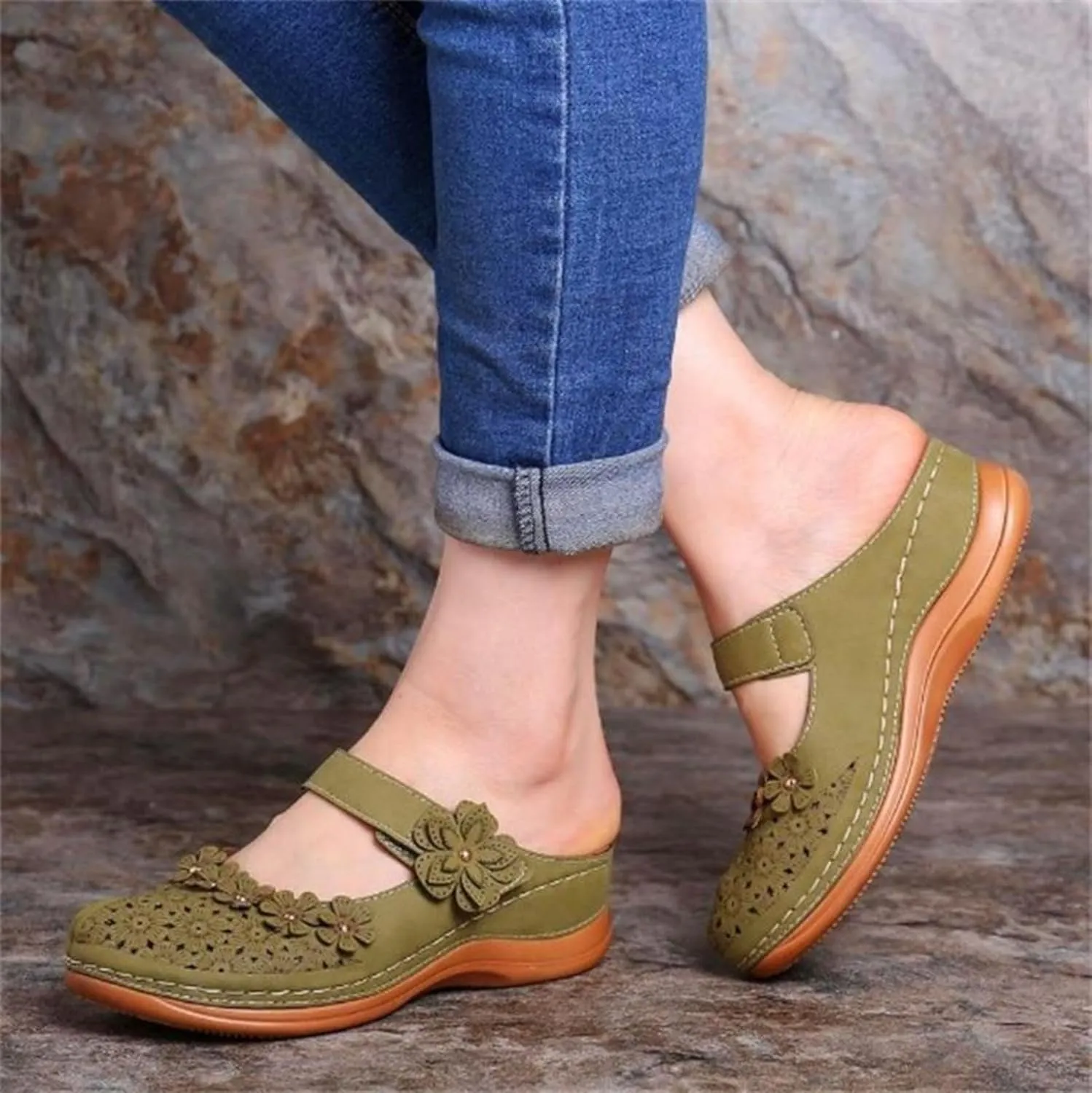 Clogs for Women Mule Sandals Comfortable Summer Flowers Platform Orthopedic Sandals, Round Toe Closed Toe Walking Slippers Hollow Out Breathable Ankle Strap Walking Shoes