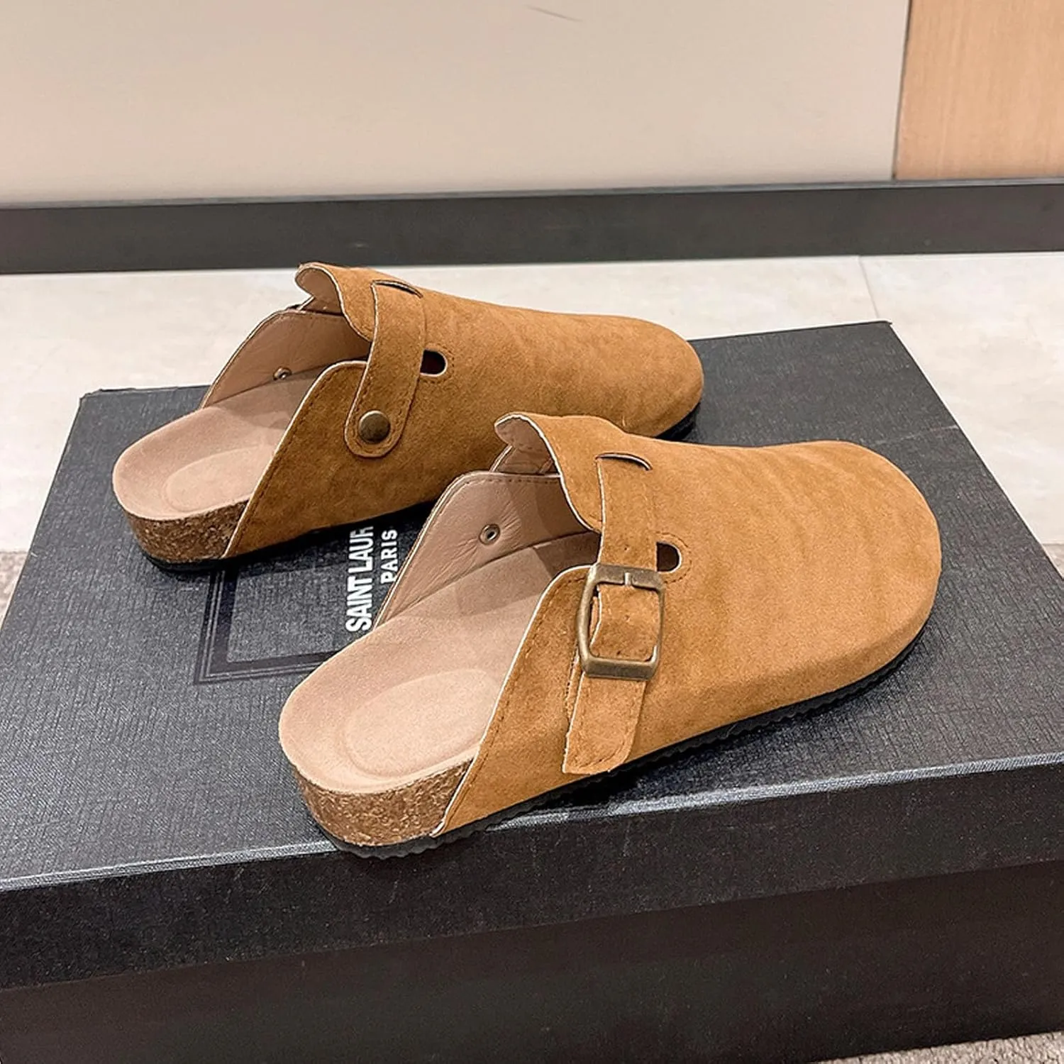 Clogs Slippers Mules House Slippers Corrective shoeswith Arch Support Adjustable Buckle Sandals Suitable for Men Women with Soft Padded Cork Like Insoles Round Toe Shoes