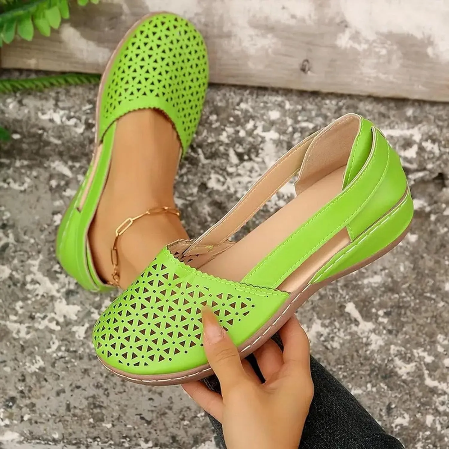 Closed Toe Sandals For Women Dressy Summer 2025,Orthopedic Breathable Soft Sole Loafers Comfort Hollow Flats Casual Sandal Slip-On Comfortable Flat Walking Wide Width Cute Outdoor Shoes