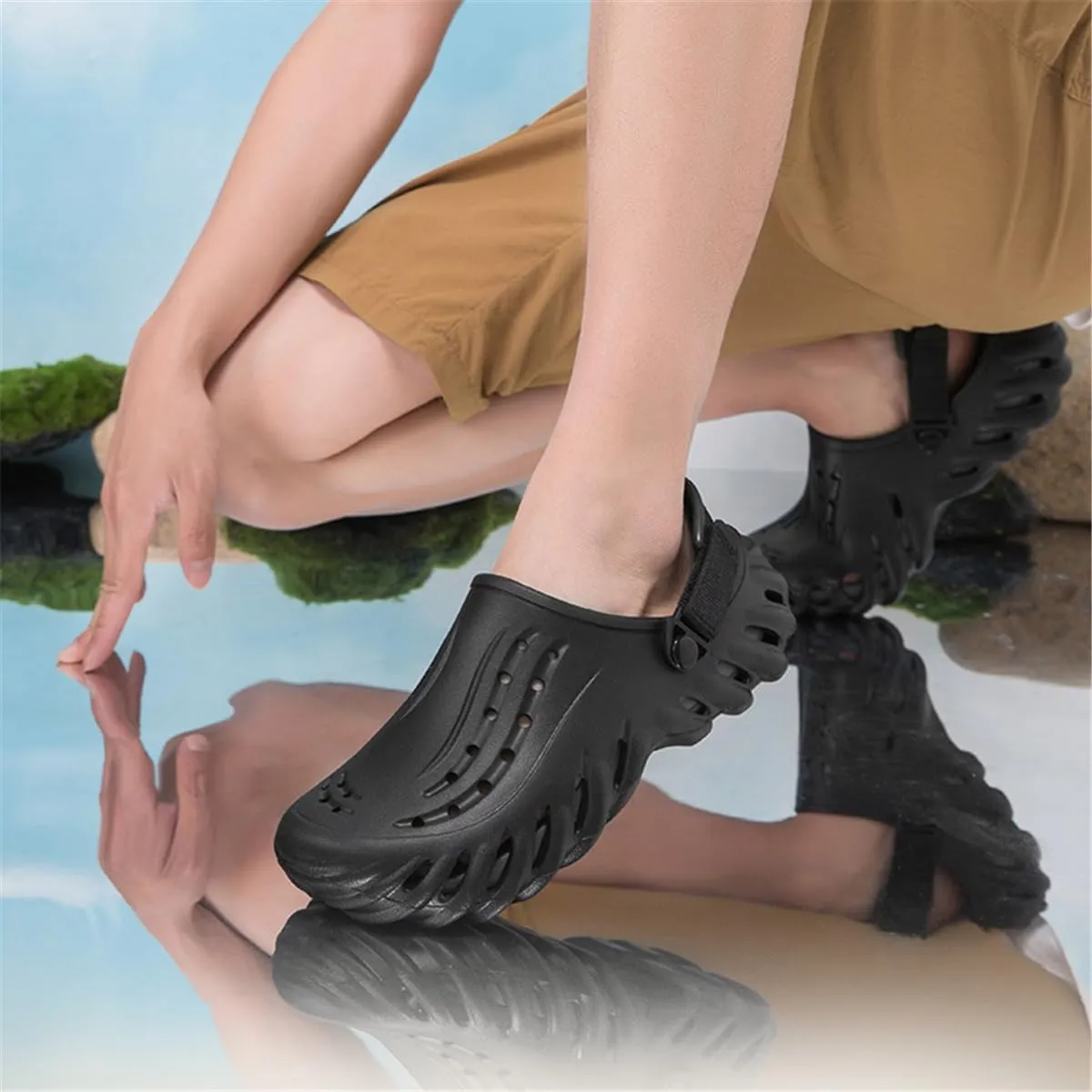 Fashion clogs for men non slip and comfortable foam runner cloud slides for indoor and outdoor pillows sandals for women trendy and classic summer beach shoes slippers
