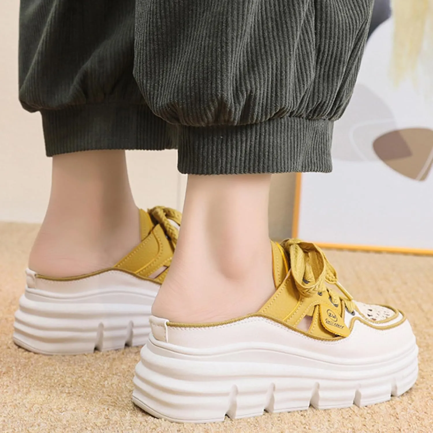 Fashion Comfortable Women's Platform Sneakers with Breathable Cutout Design and Lace Up Closure - Perfect for Summer