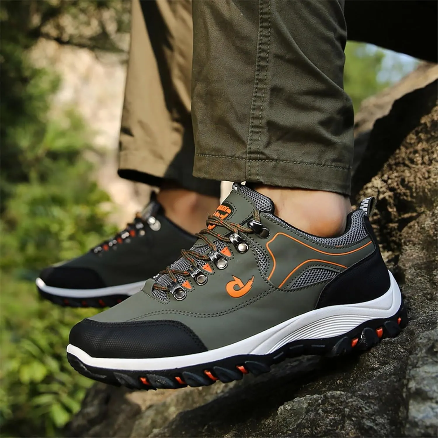 Fashion Men's Outdoor Non Slip Sport Shoes Lace Up Mountaineering Sneakers Sneaker Organizers and Storage Men
