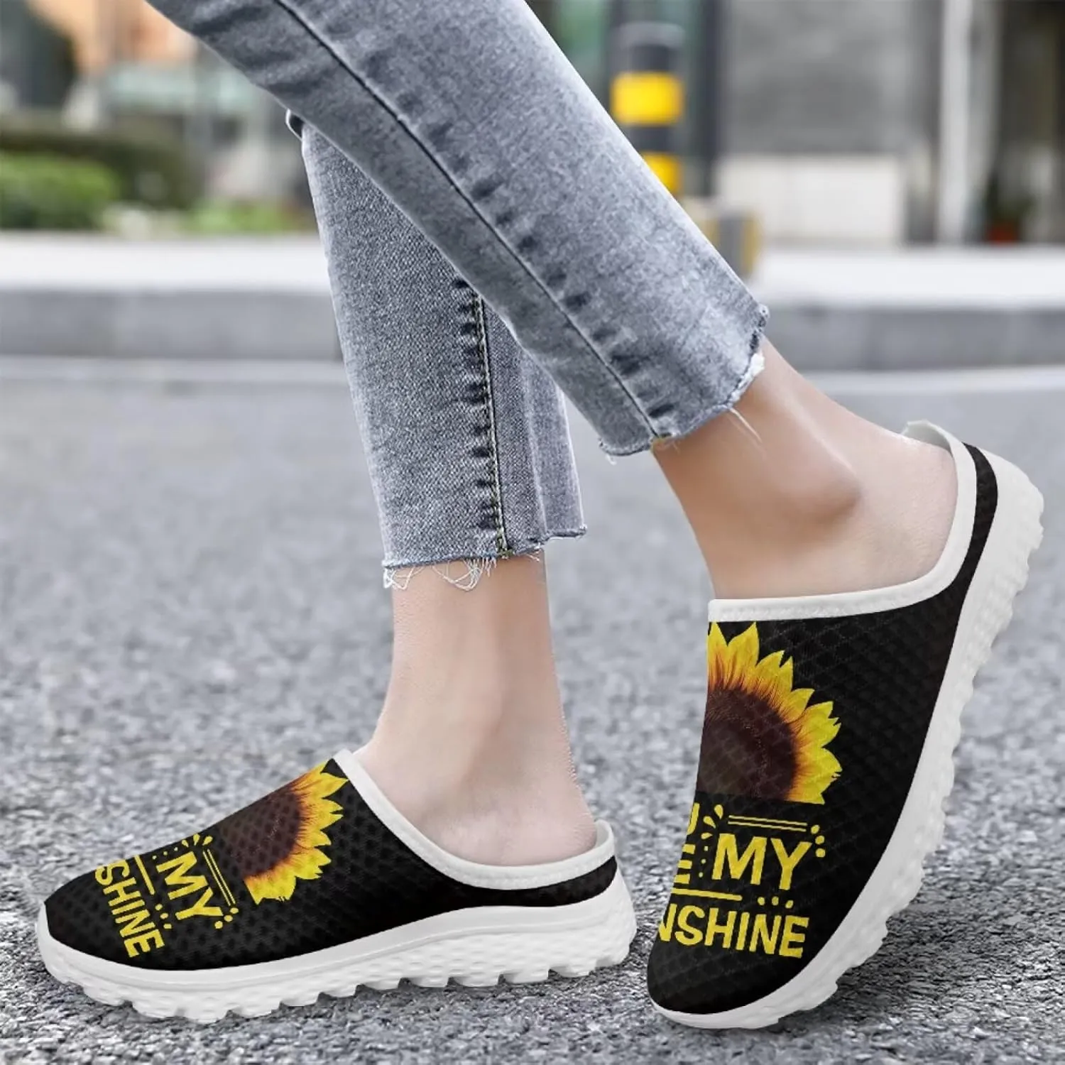 Howilath Flower Print Women's Mule Shoes Casual Garden Clogs Lightweight Slip on Sneakers Mules Sneakers with EVA Sole