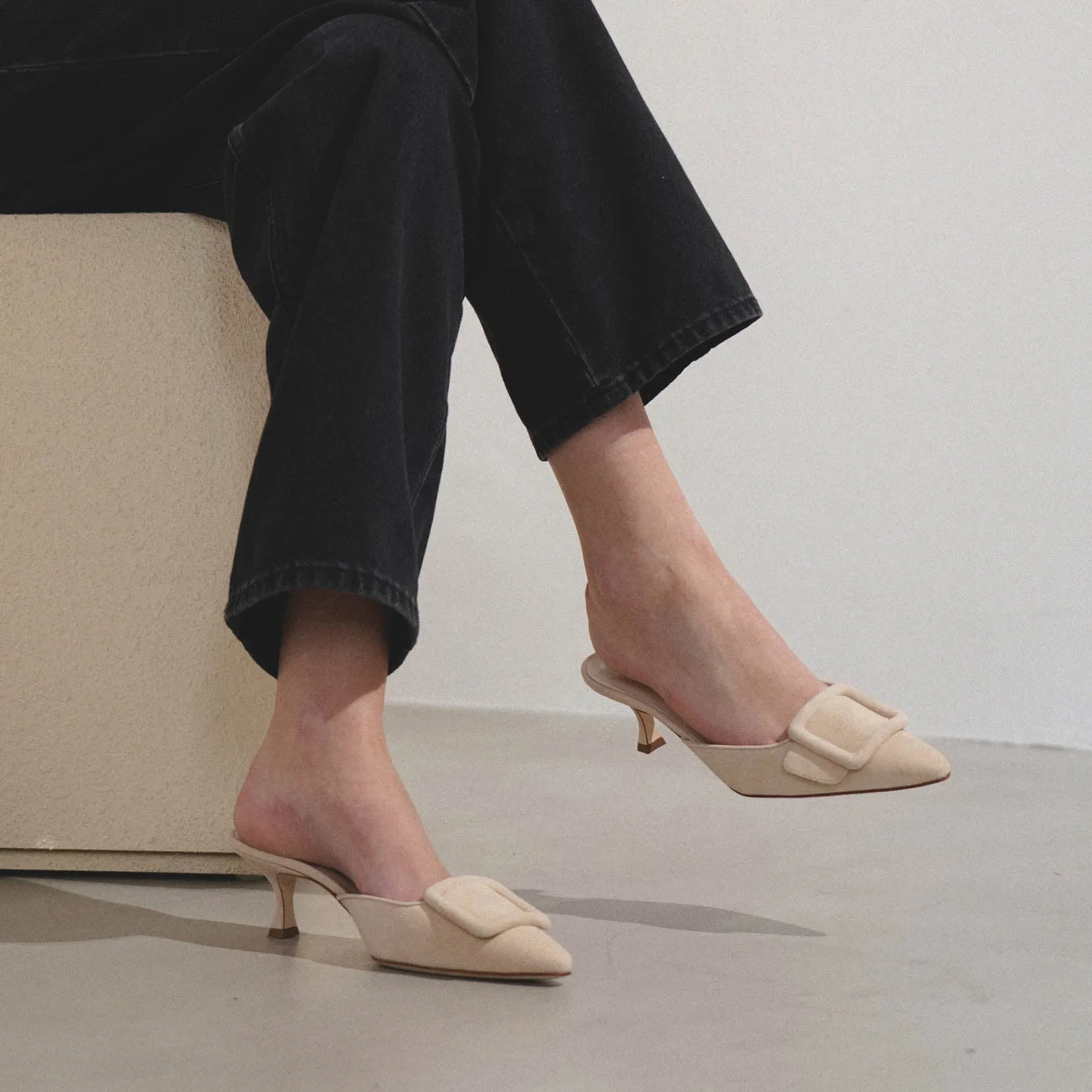 Maysale 50 beige suede mules