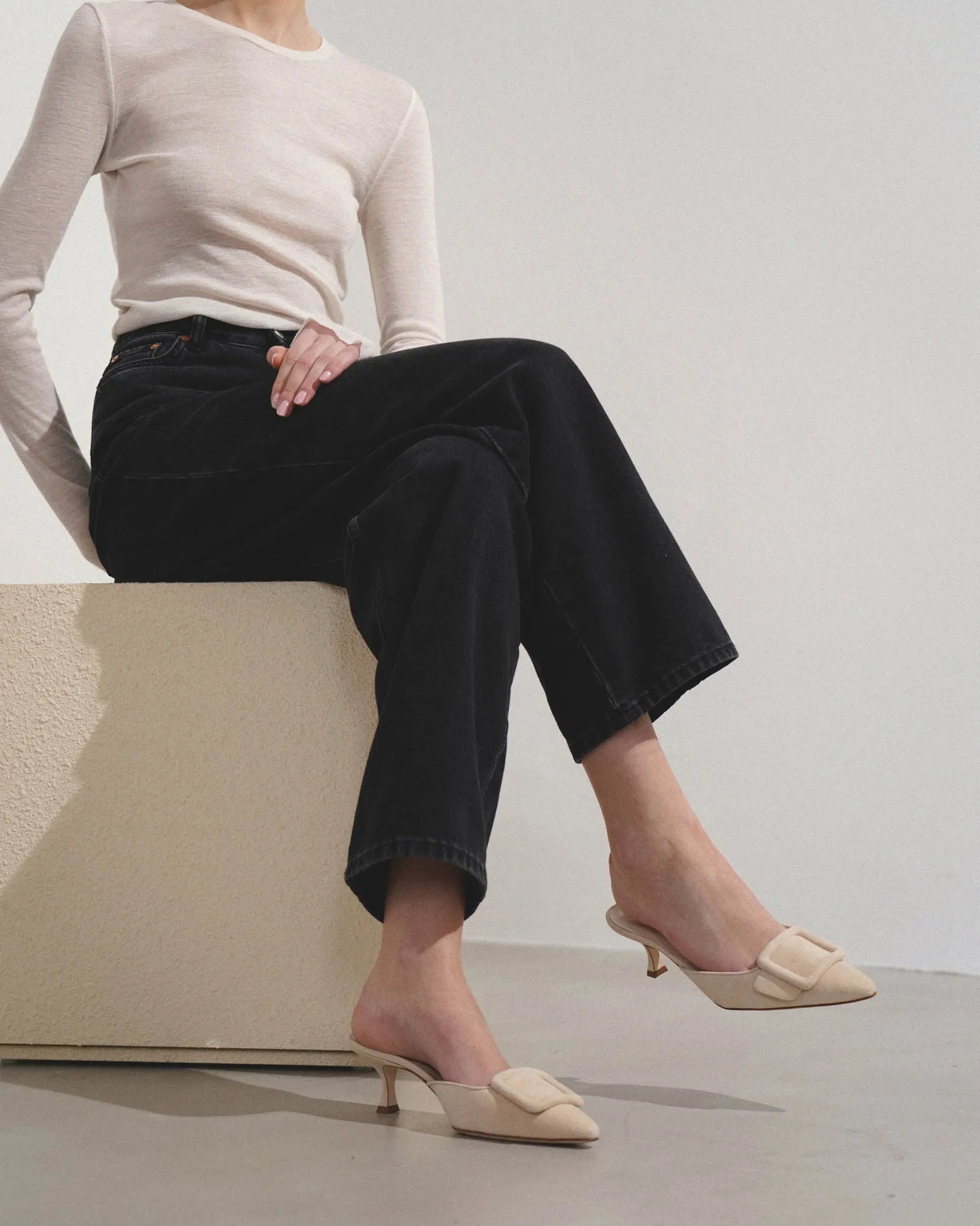 Maysale 50 beige suede mules