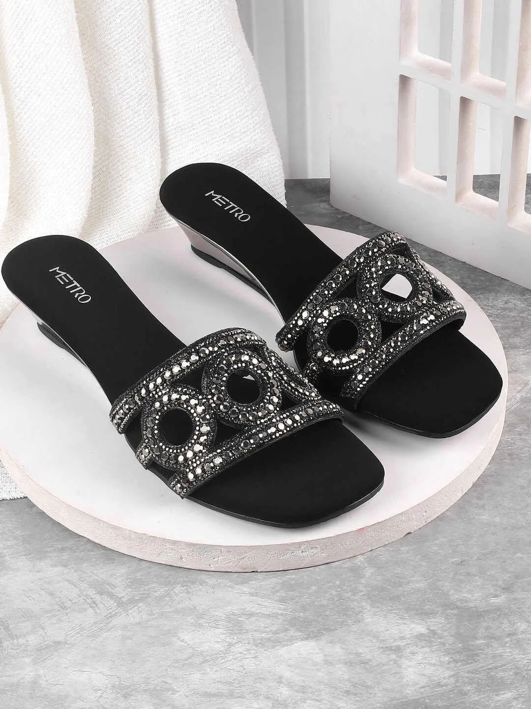 Metro Women Embellished Wedge Mules