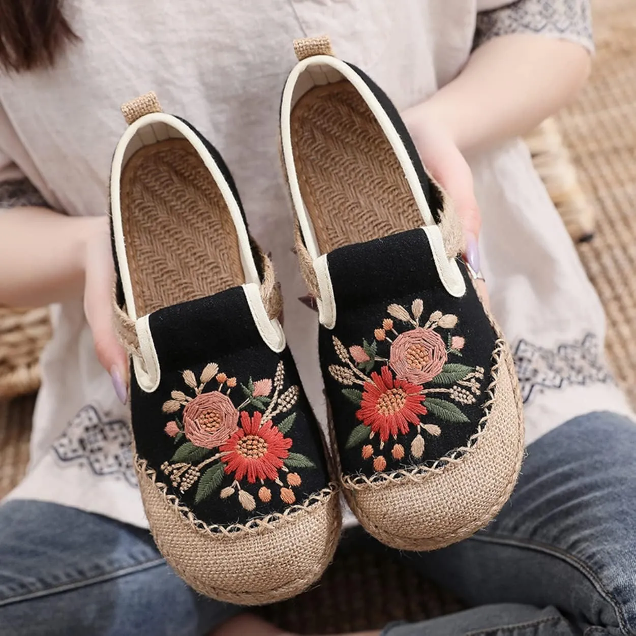 Micoklinlin Espadrilles Loafers for Women Slip on Embroidered Shoes Ethnic Style Casual Sneakers Round Toe Cotton Linen Shoes