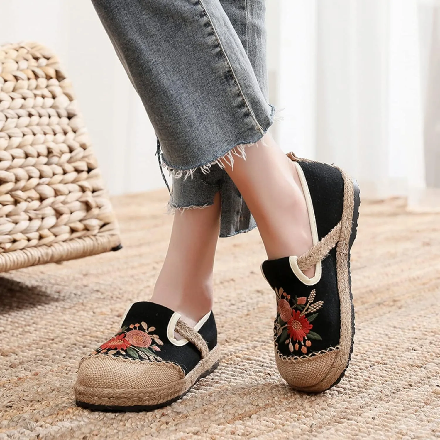 Micoklinlin Espadrilles Loafers for Women Slip on Embroidered Shoes Ethnic Style Casual Sneakers Round Toe Cotton Linen Shoes