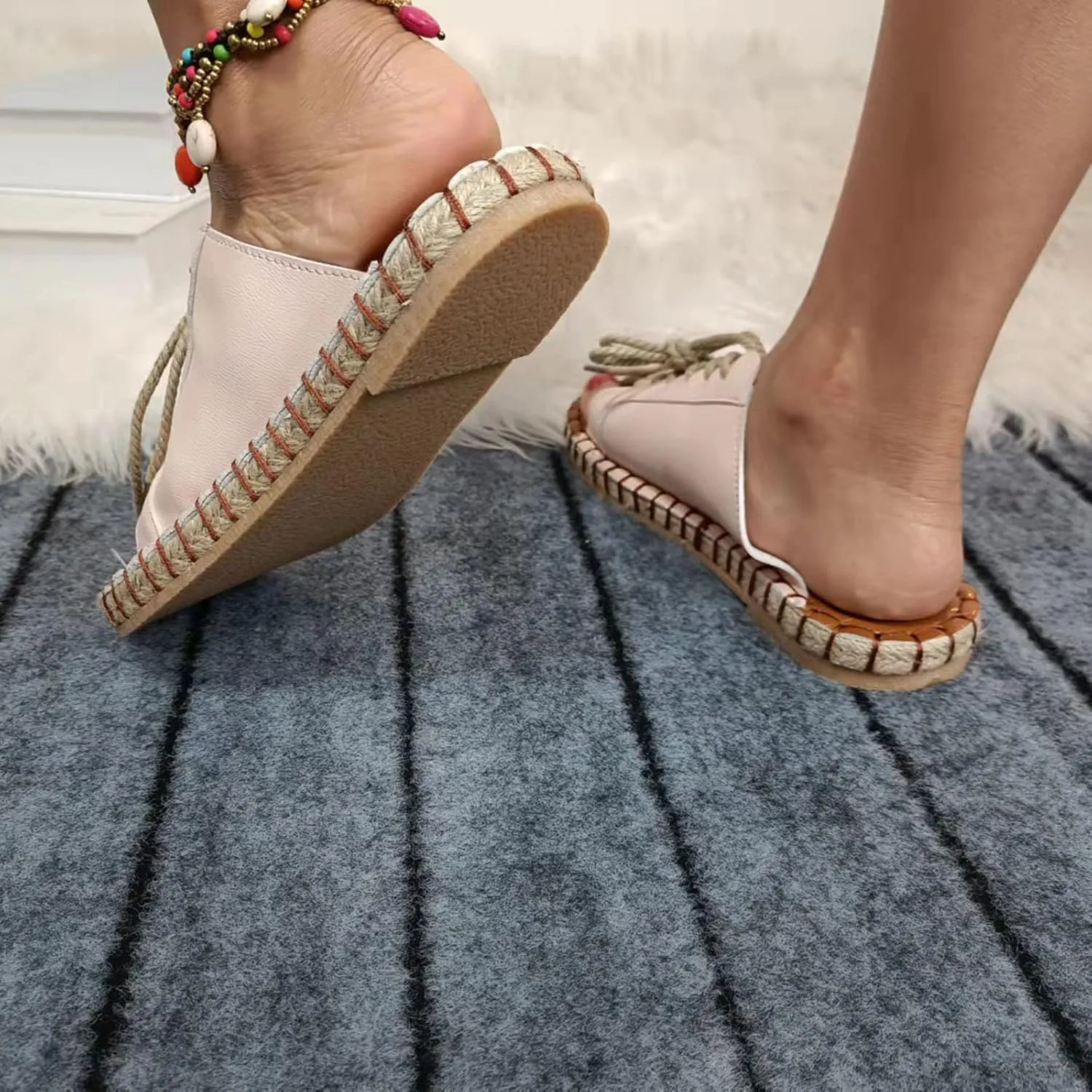 oiangi Beach Sandals for Women Flat Slippers Casual Summer Floral Print Open Toe Hemp Rope Straps Lace Up Platform Shoes Comfortable Slide Sandalias