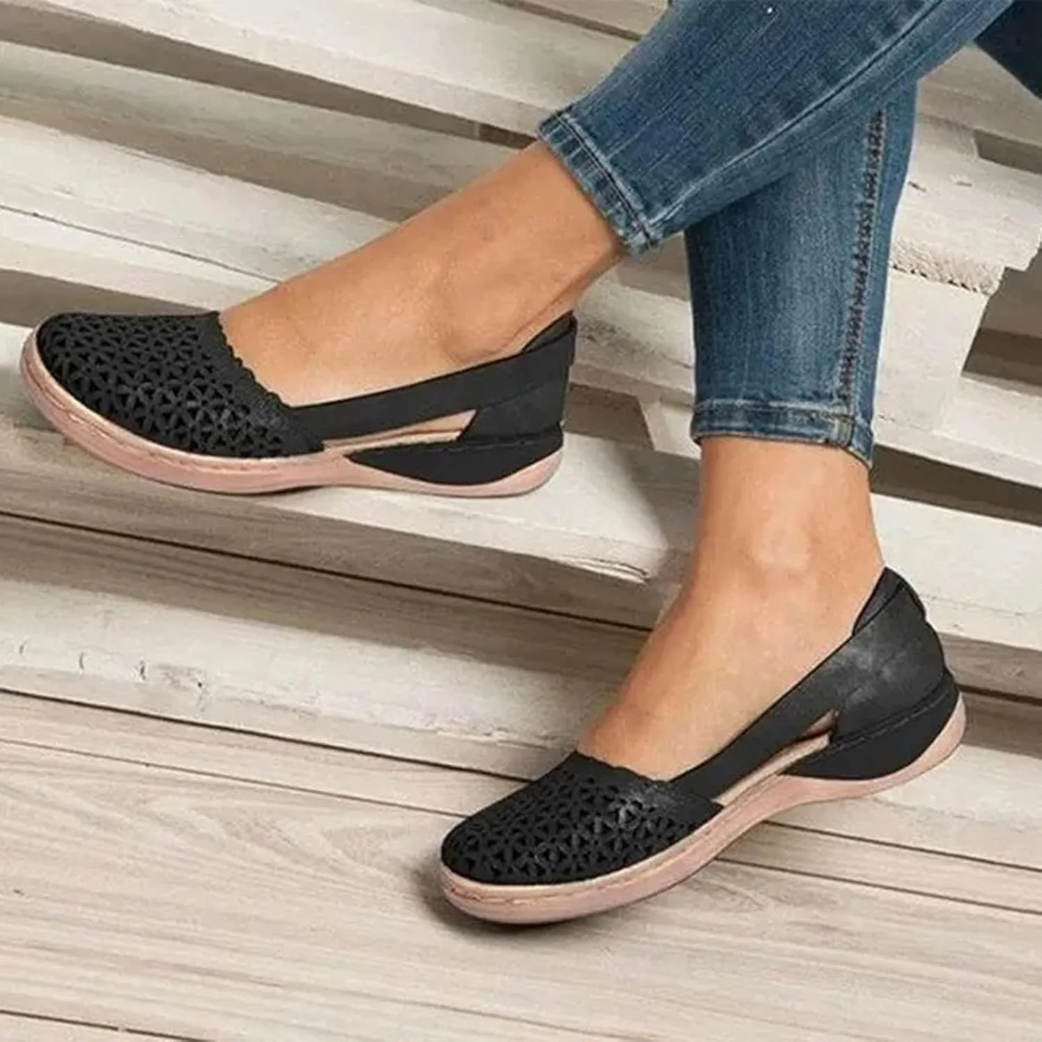 Orthopedic Sandals for Women Breathable Hollow Out Closed Toe Slip On Sandals Summer Casual Round Toe Low Heels Shoes Comfortable Non-Slip Walking Shoes Platform Sandal