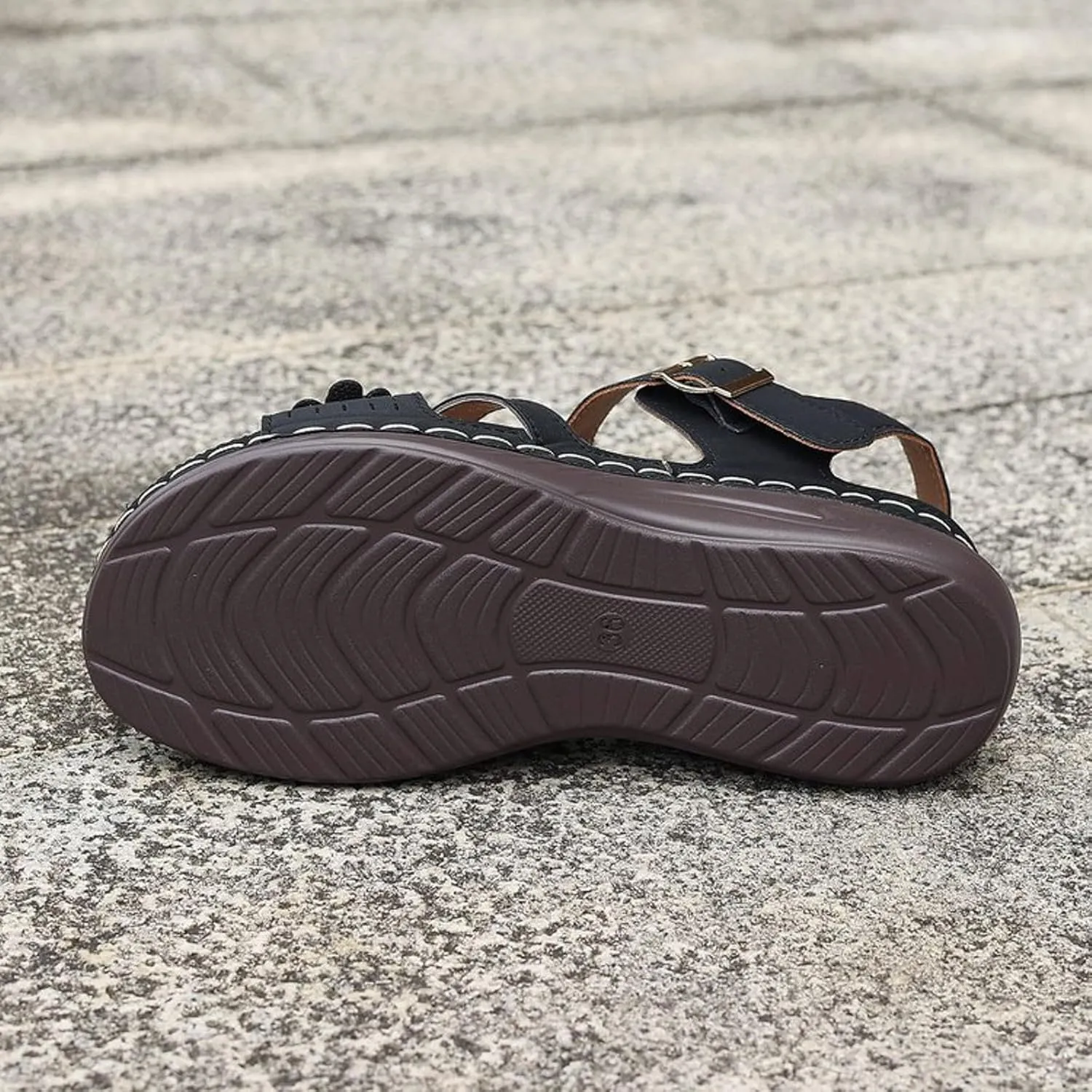 Orthopedic Wide Sandals for Women 2025,Strappy Arch Support Flat Wedge Sandals Walking Sandals Women Open Toe & Ankle Strap Comfortable Platform Slip-On Shoe for Summer Beach, Casual