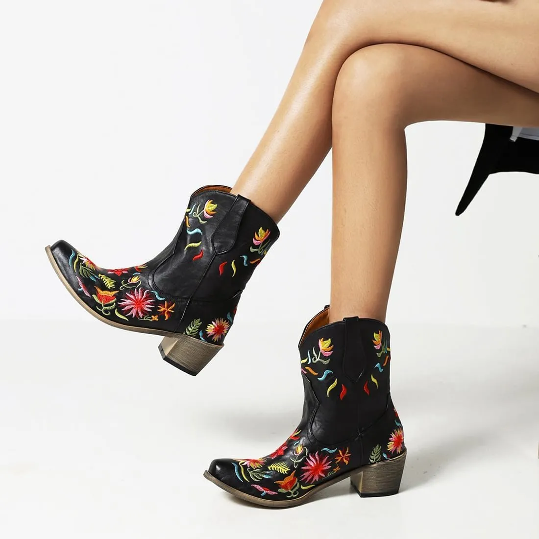 SACFOF Women's Ankle Boots Retro Mid Calf Square Toe Chunky Mid Heel Embroidered Western Cowgirl Cowboy Boots