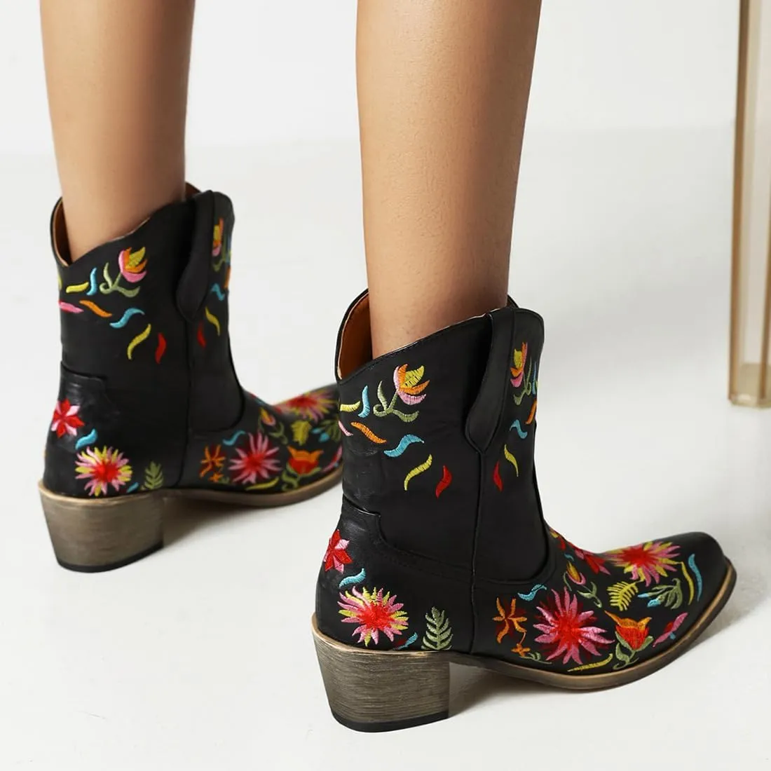 SACFOF Women's Ankle Boots Retro Mid Calf Square Toe Chunky Mid Heel Embroidered Western Cowgirl Cowboy Boots