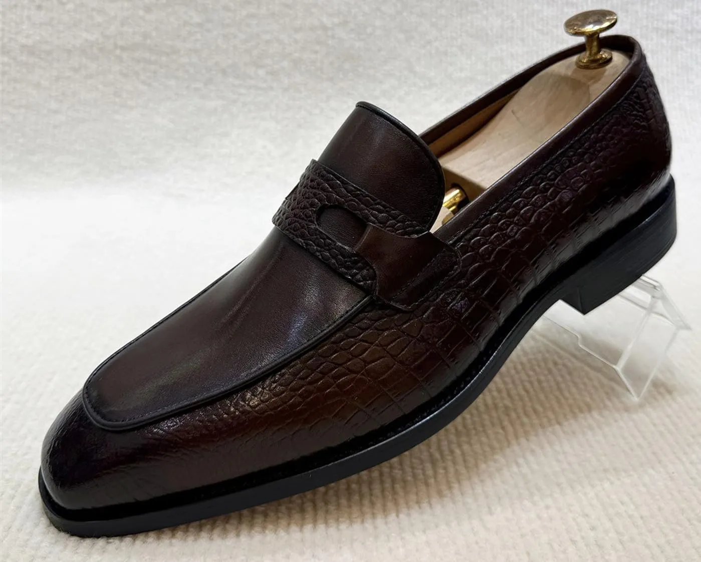 Santimon Men’s Slip-On Formal Dress Shoes - Luxury Leather Penny Loafers - Business Casual Comfort Mocasines for Office & Wedding