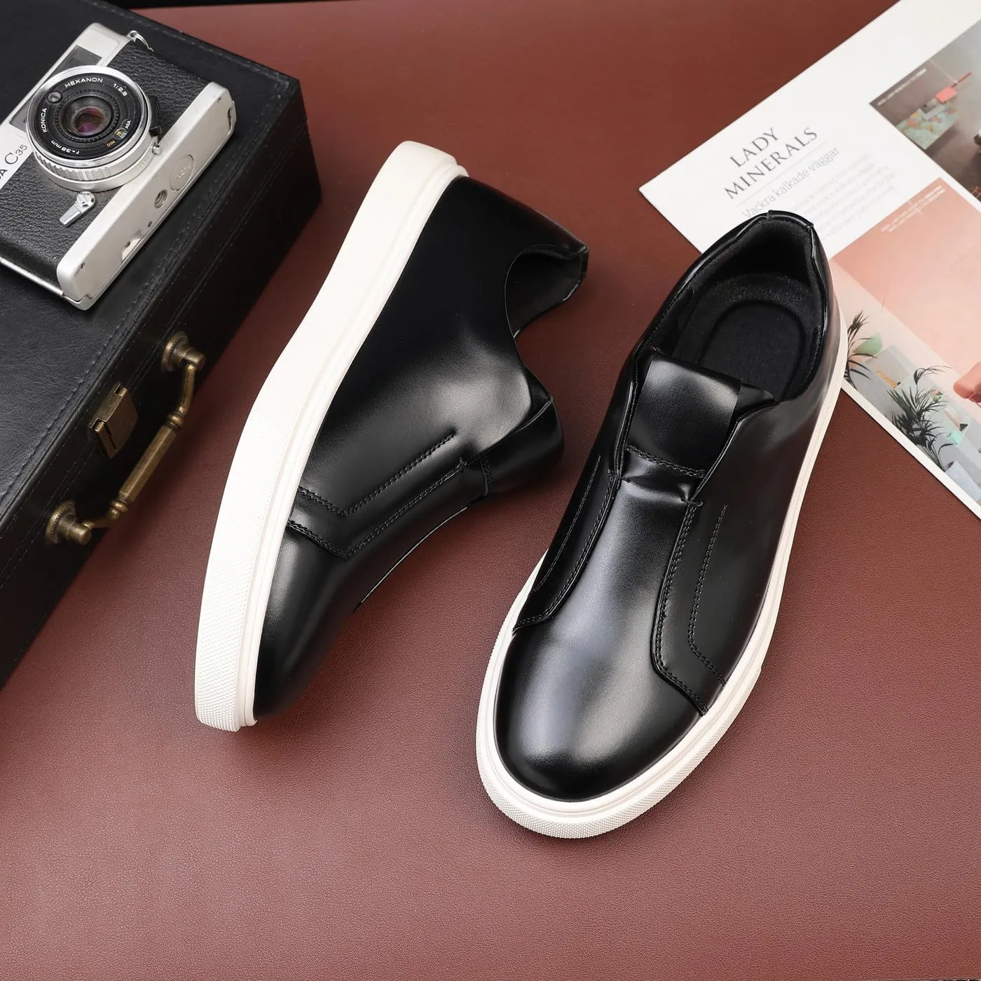 Santimon Men's Slip-On Loafers, Flat EVA Sole, Round Toe Driving Casual Office Business Shoes for Men