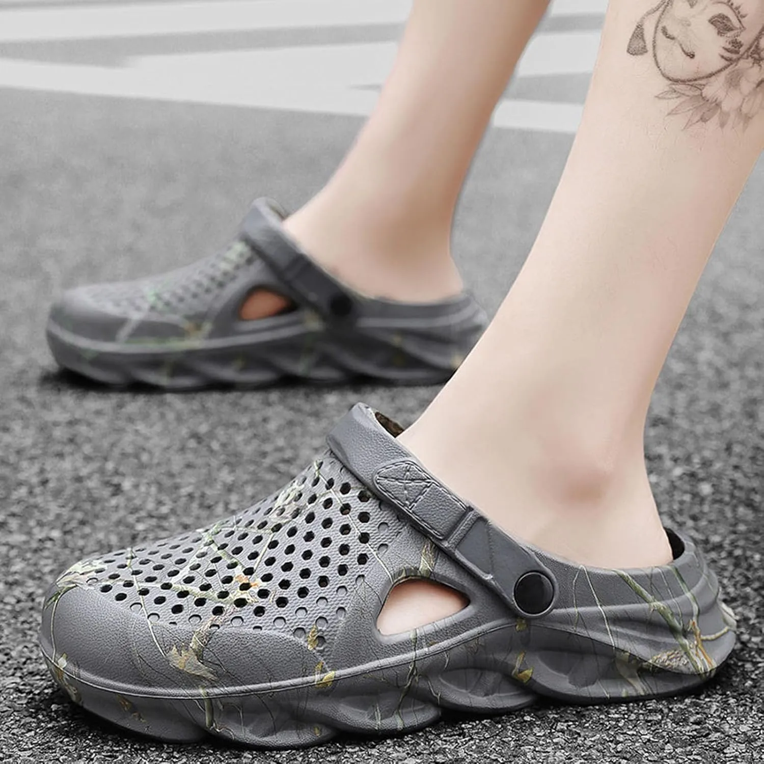 SECHRITE Mens Clogs - Slip-on Garden Shoes Mules for Men - Fashion Outdoor Beach Sandals Cushioned Supportive