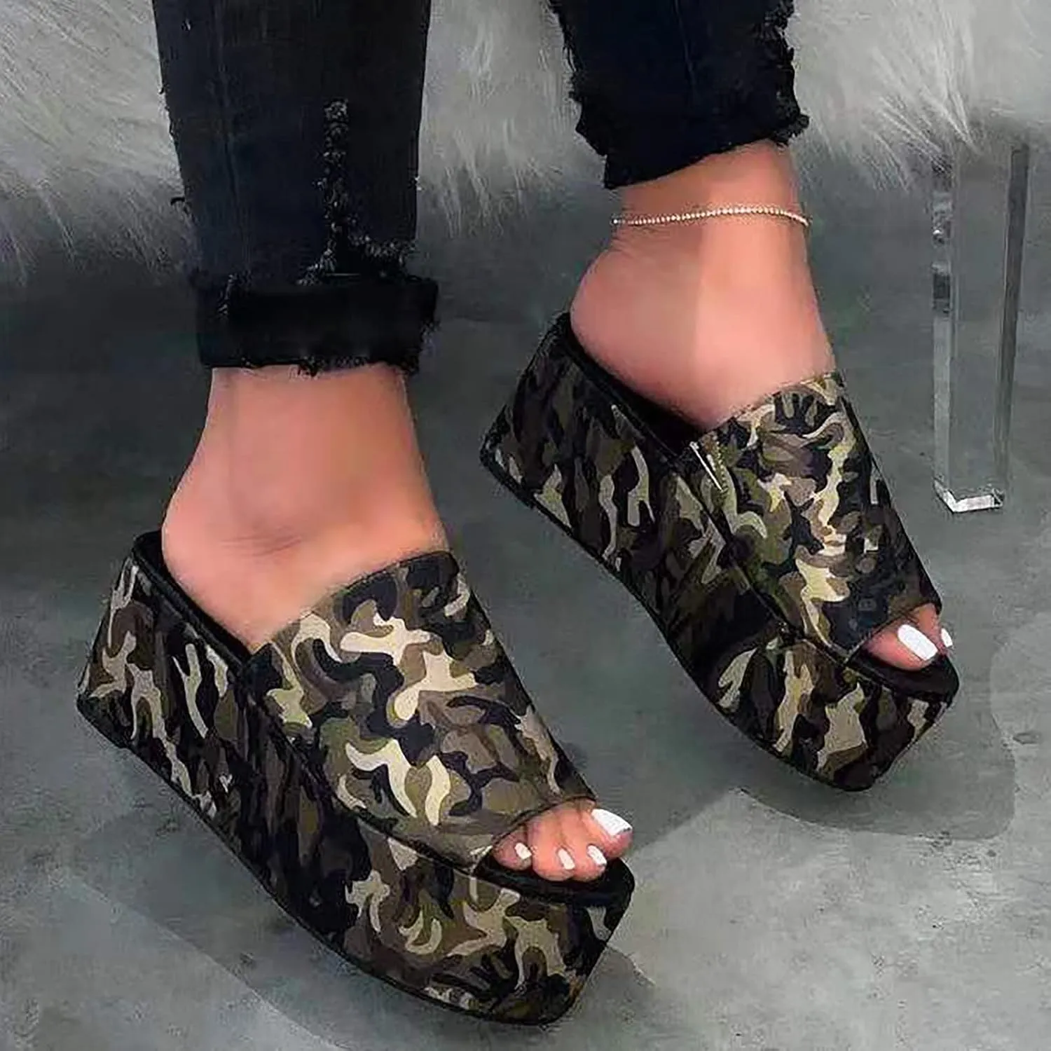Women Summer Cloth CamouflageSlip On Casual Open Toe Wedges Comfortable Beach Slide Sandals for Women Casual Summer