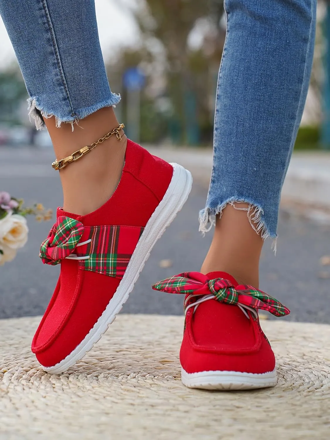 Women's Casual Loafers with Red Canvas and Plaid Bow Design, Lightweight Slip-On Shoes with Comfortable Cushioned Sole, Stylish Everyday Footwear for Holiday or Casual Outfits