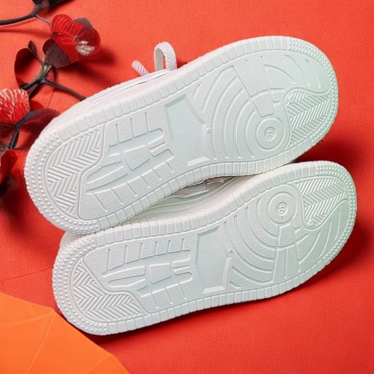 Women's Chunky Platform Sneakers Star Skate Shoes for Sport Travel Casual Preppy Walking Shoes Colorful Back to School