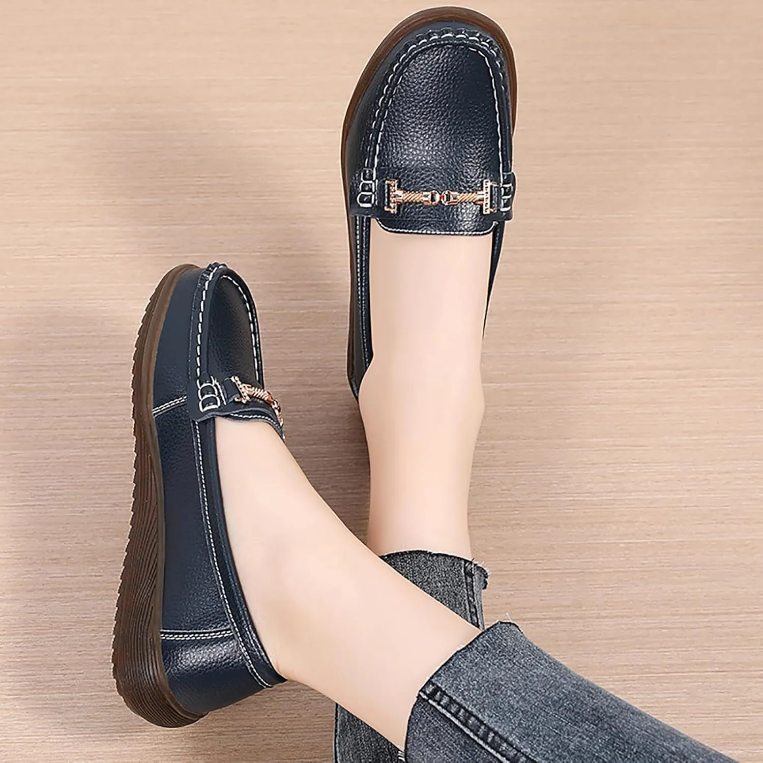 Women's Wide Width Loafers Comfort Slip on Shoes Walking Shoes for Ladies Mocassins Driving Shoe