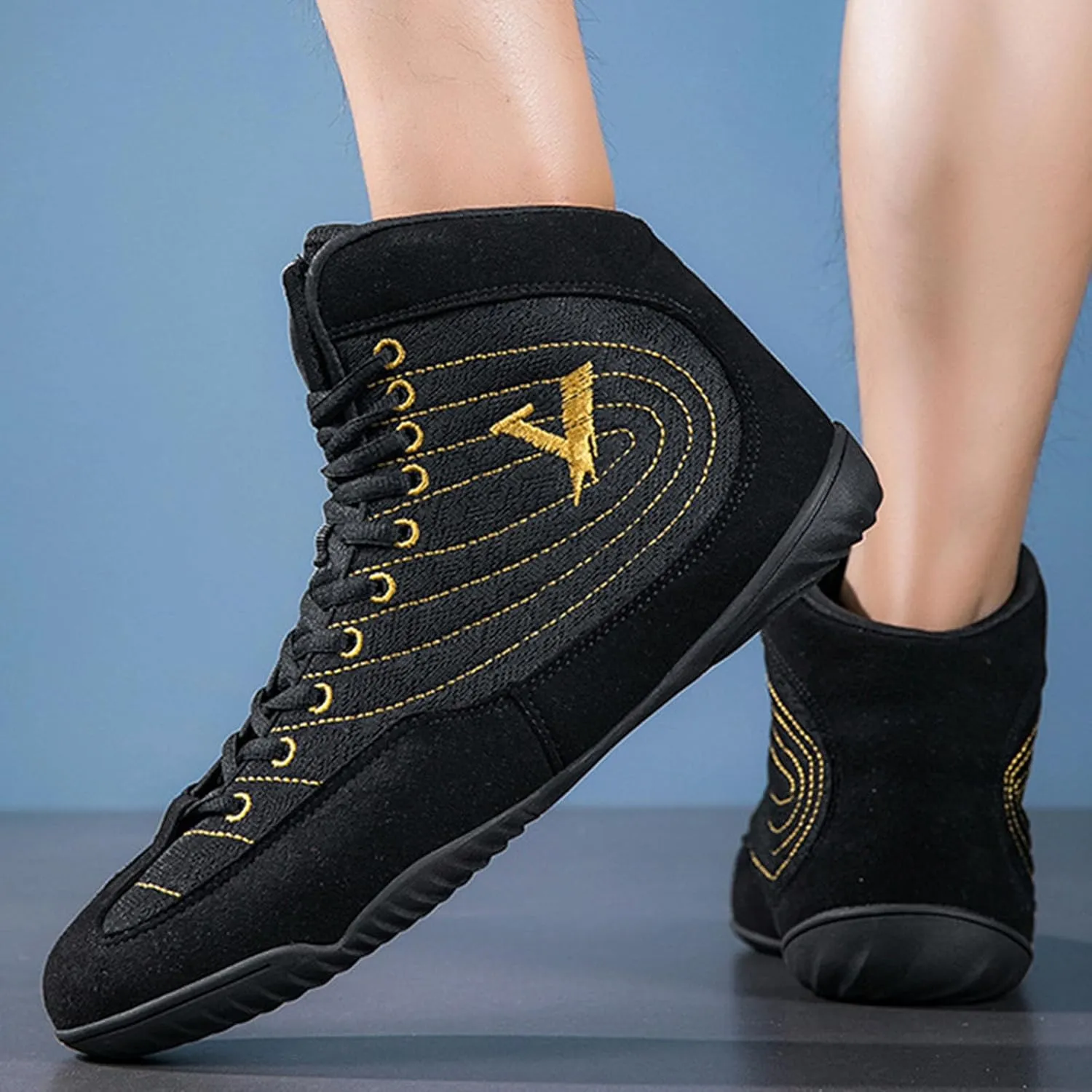 Wrestling Shoes Mens High Top Boxing Fitness Boots Lightweight Breathable for Weightlifting Powerlifting Sneakers