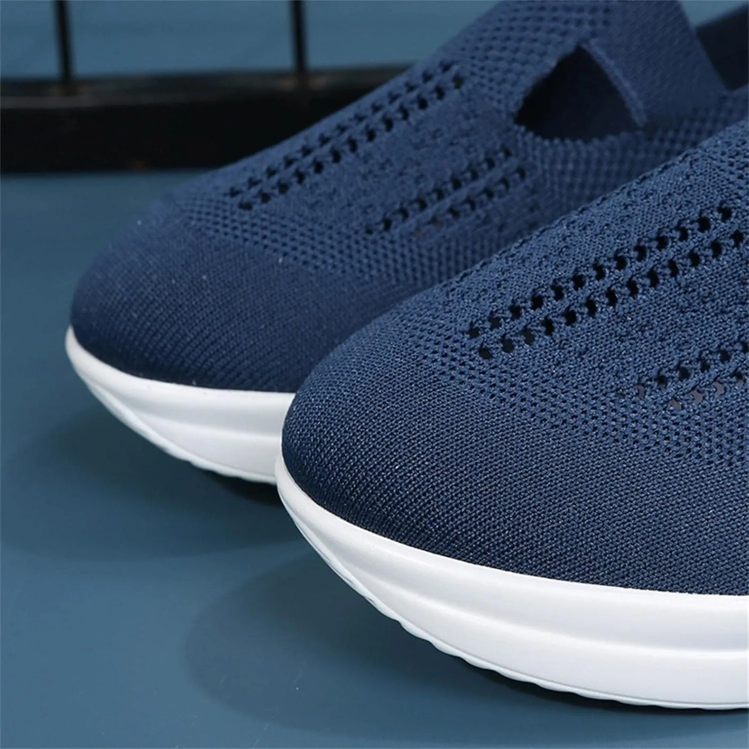 ZBYY Women's Comfort Walking Shoes,Summer Breathable Knitted Lightweight Slip On Sneaker Working Casual Nurse Sneakers