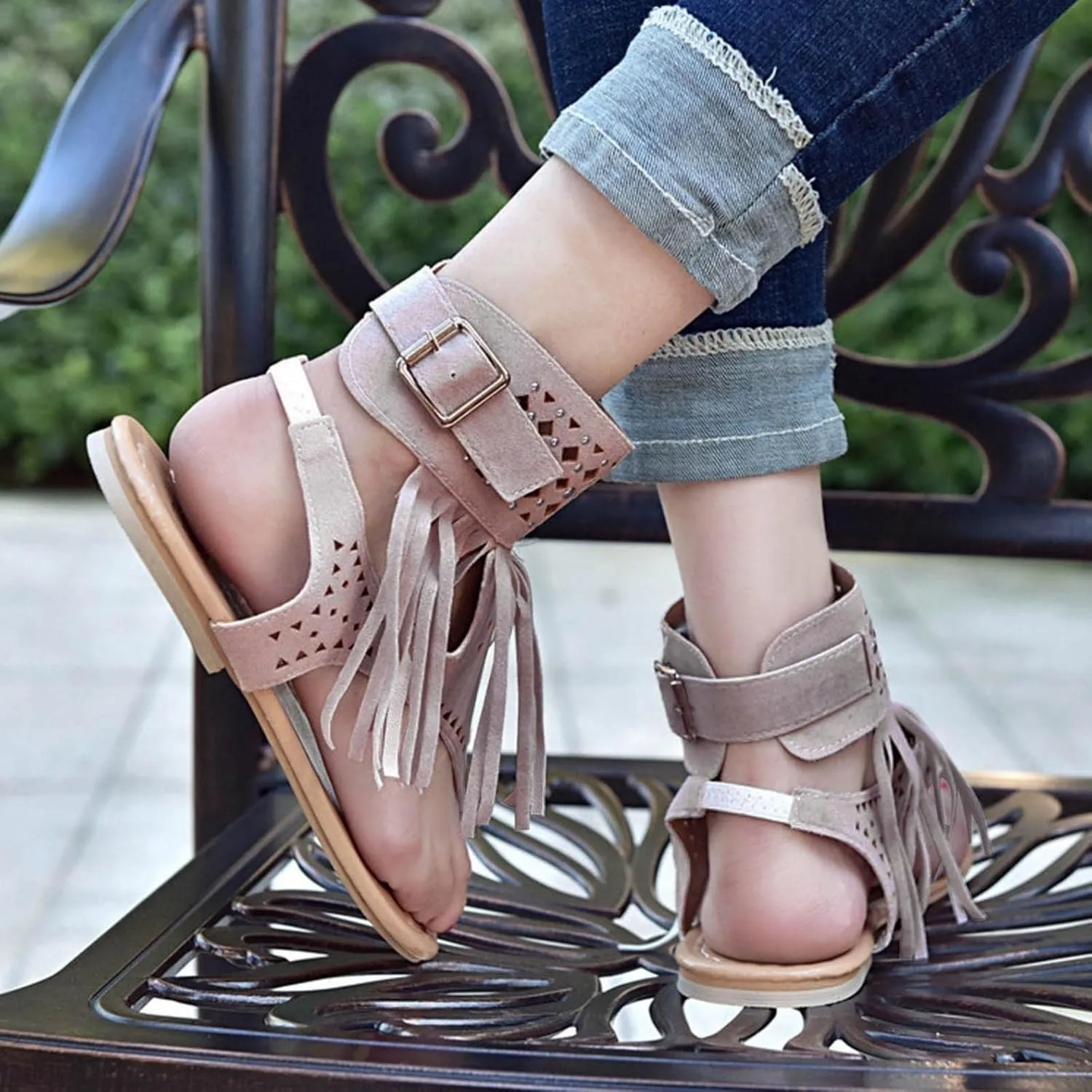 ZBYY Womens Gladiator Fringe Thong Flat Sandals Bohemian Sexy Beach Roman Boots Tassel Flip Flops Hollow Out Sandals